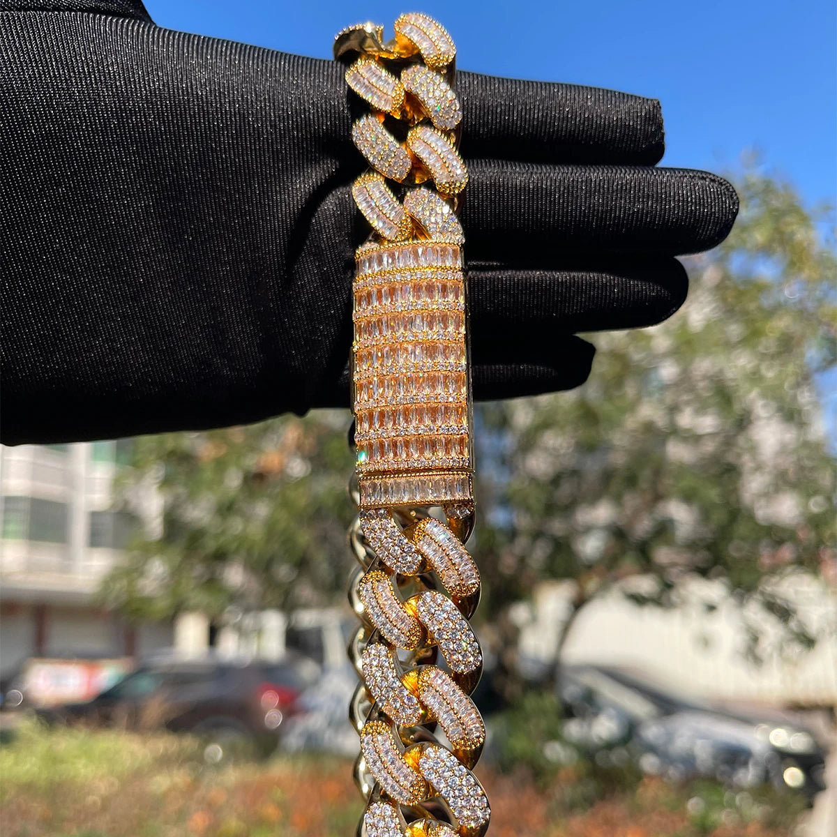 Bling Miami Cuban Chain 20mm