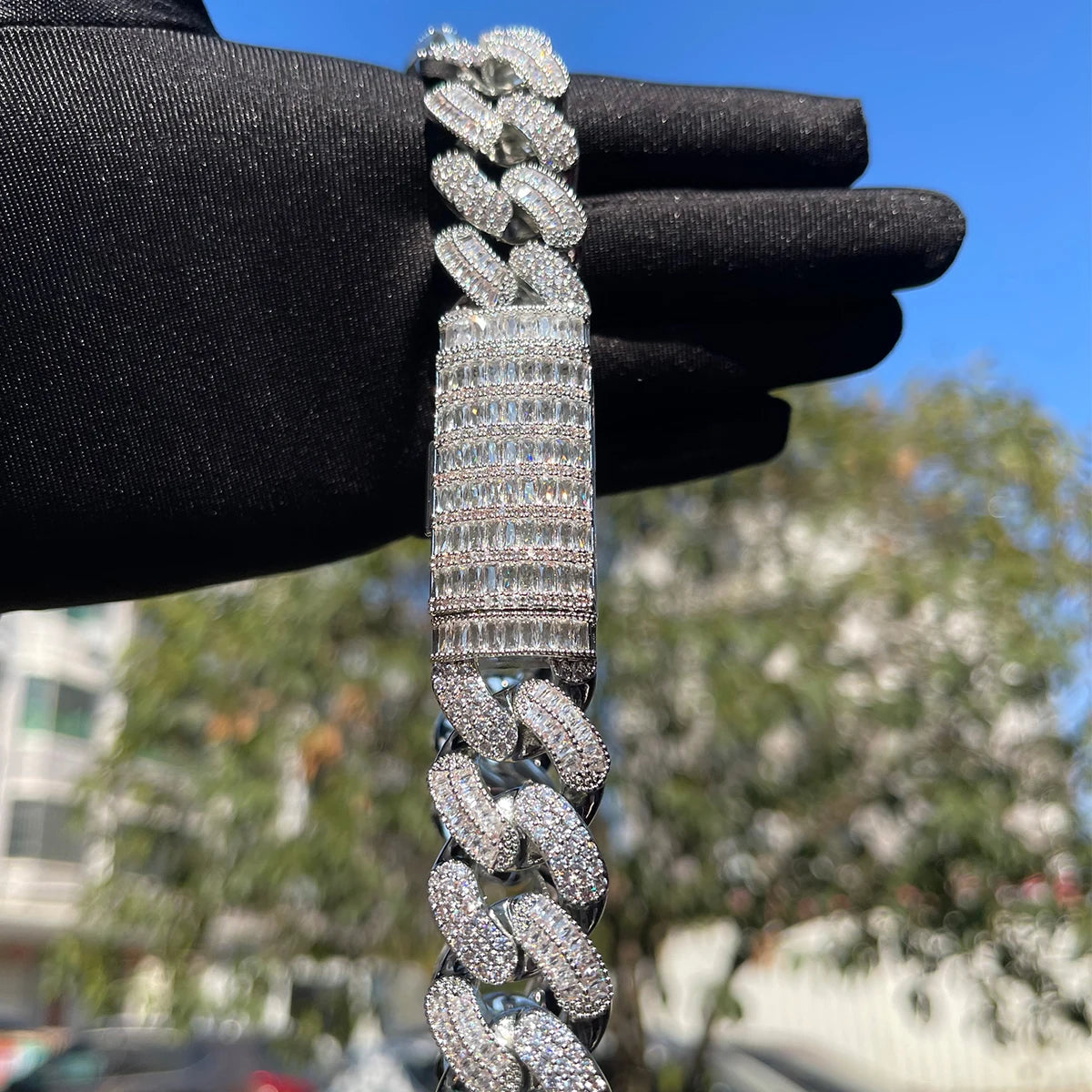 Bling Miami Cuban Chain 20mm